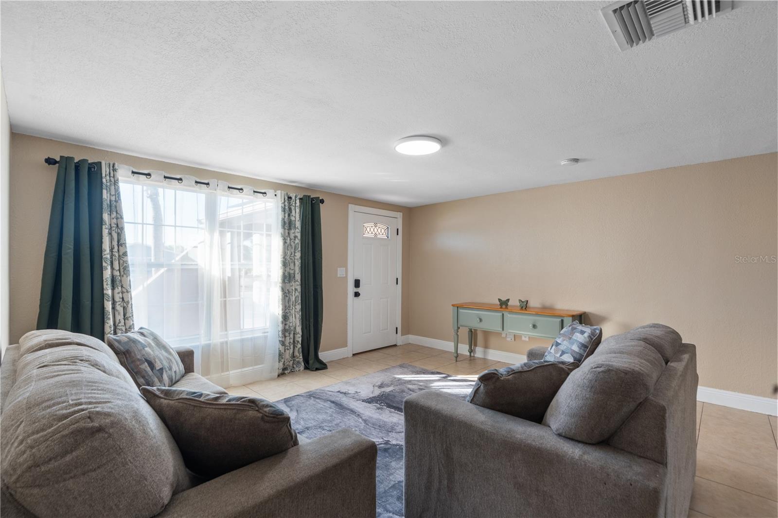 HILLANDALE - Residential