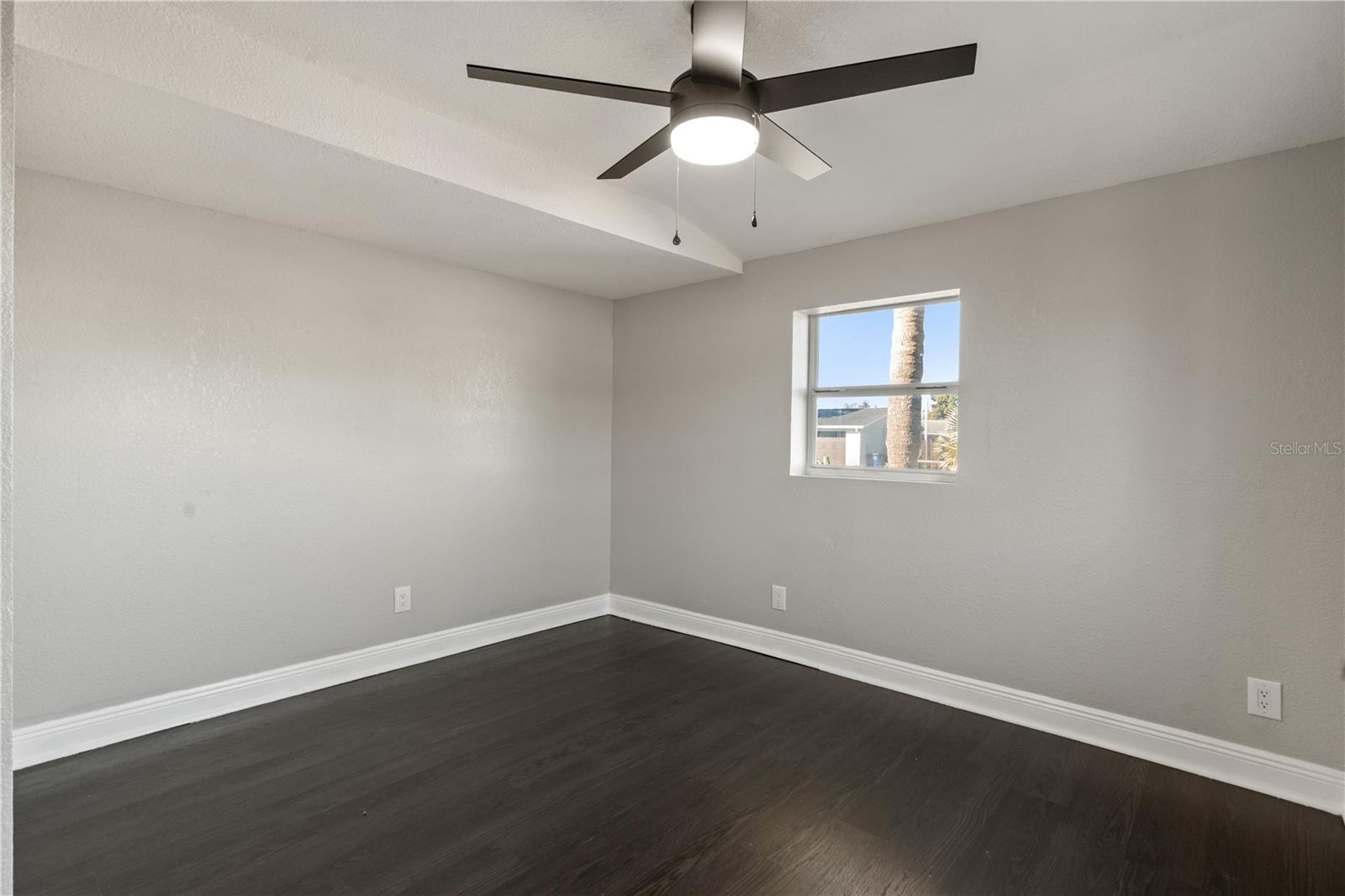 HILLANDALE - Residential