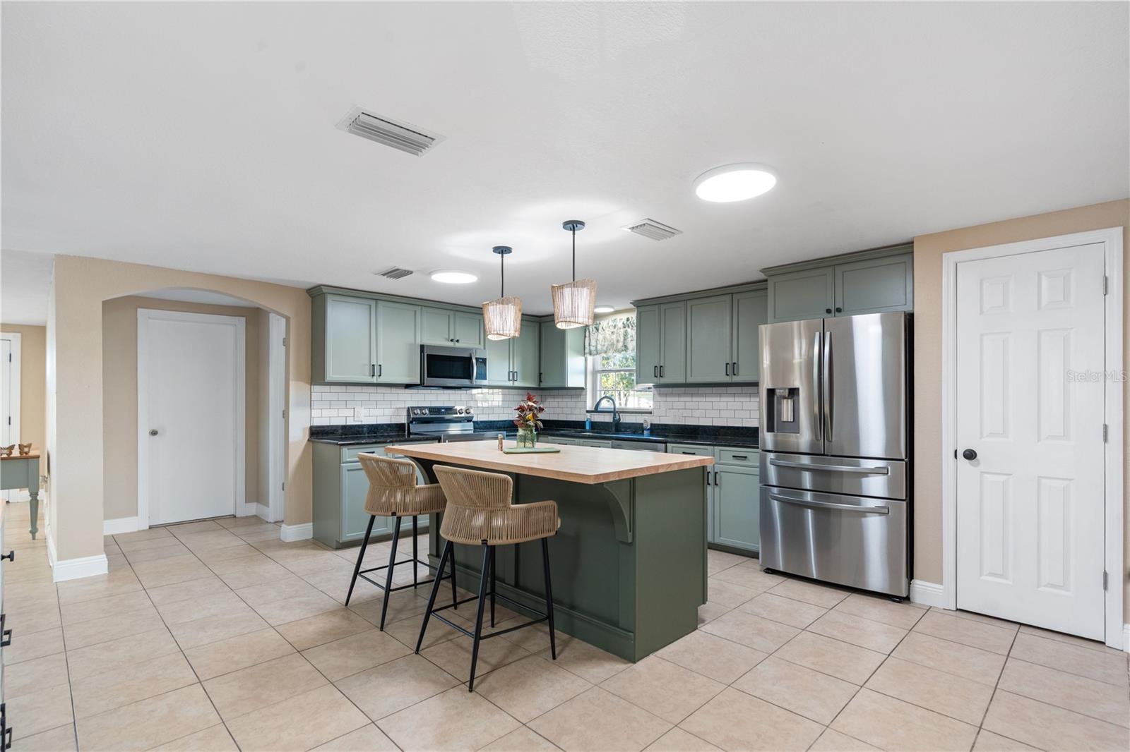 HILLANDALE - Residential