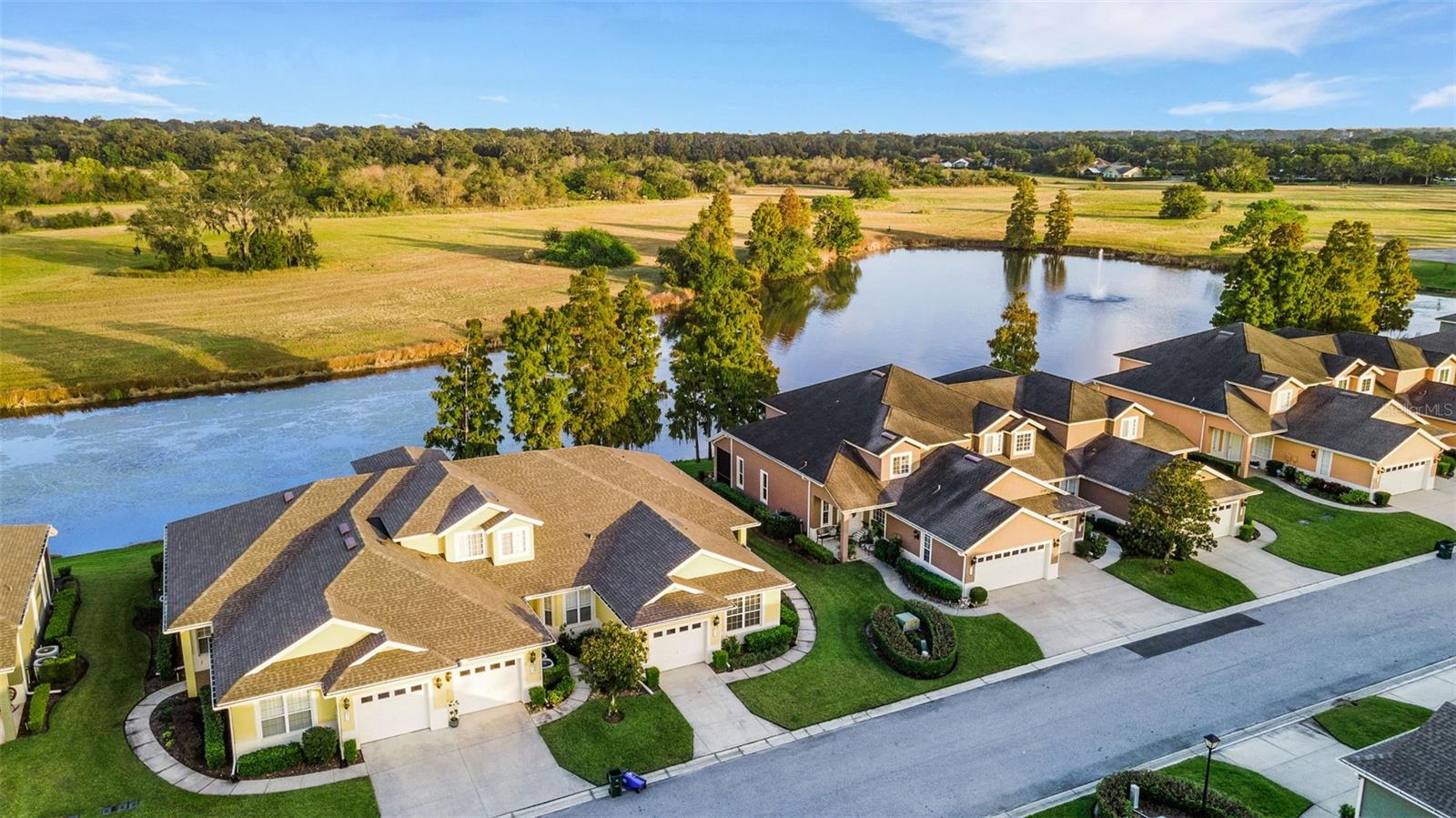 MISSION LAKES AT OAKBRIDGE CONDO - Residential