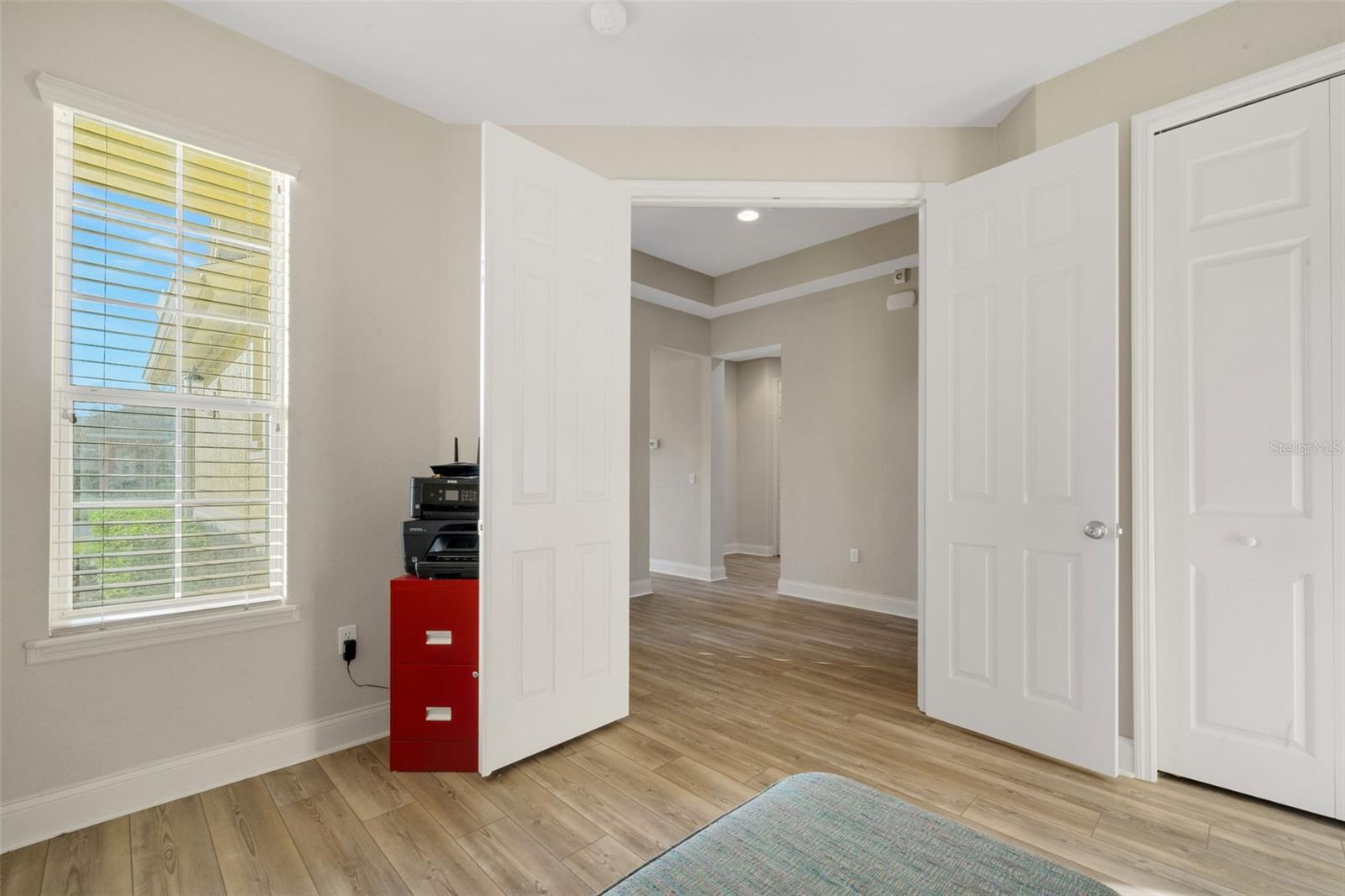 MISSION LAKES AT OAKBRIDGE CONDO - Residential