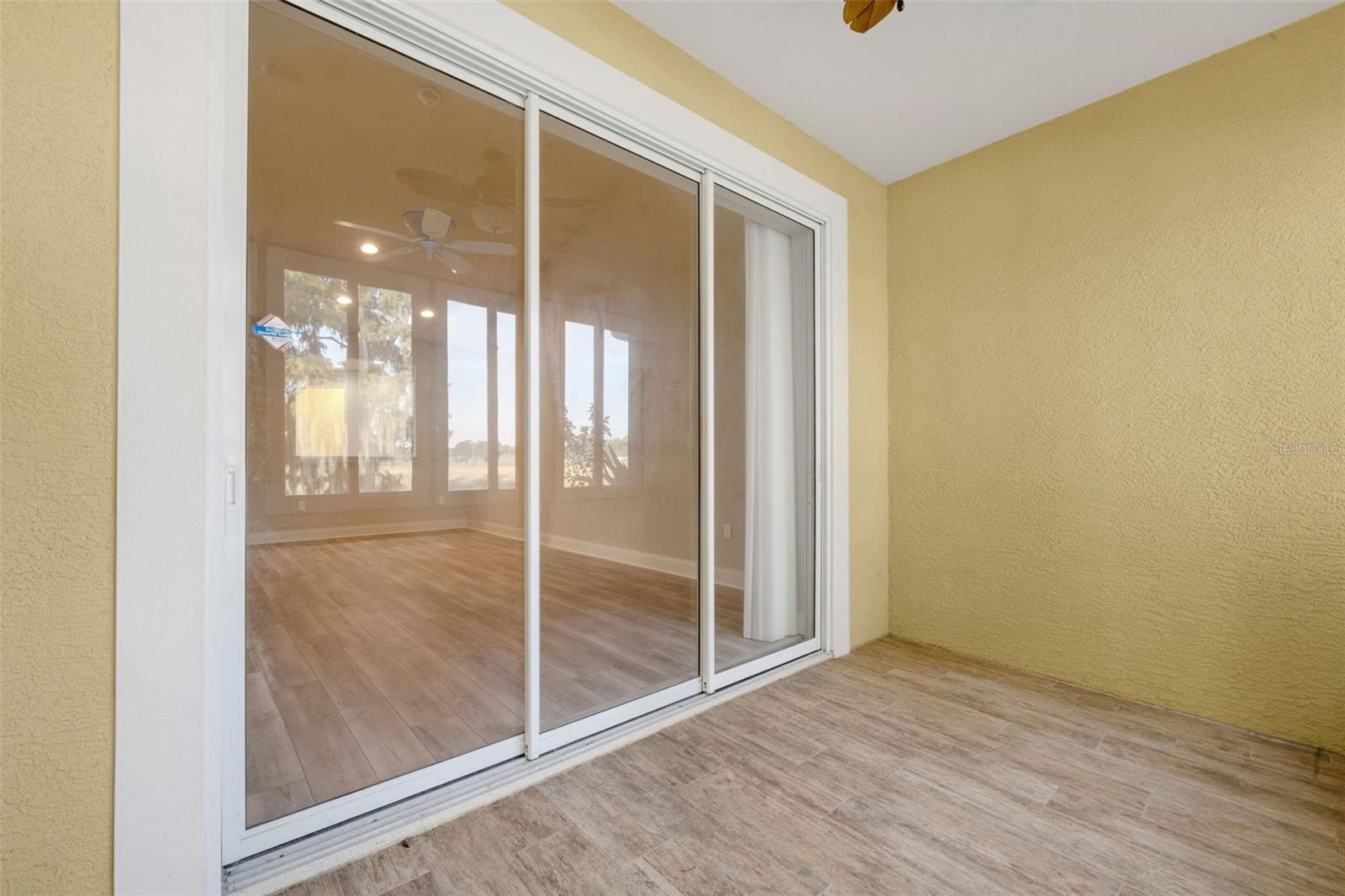 MISSION LAKES AT OAKBRIDGE CONDO - Residential