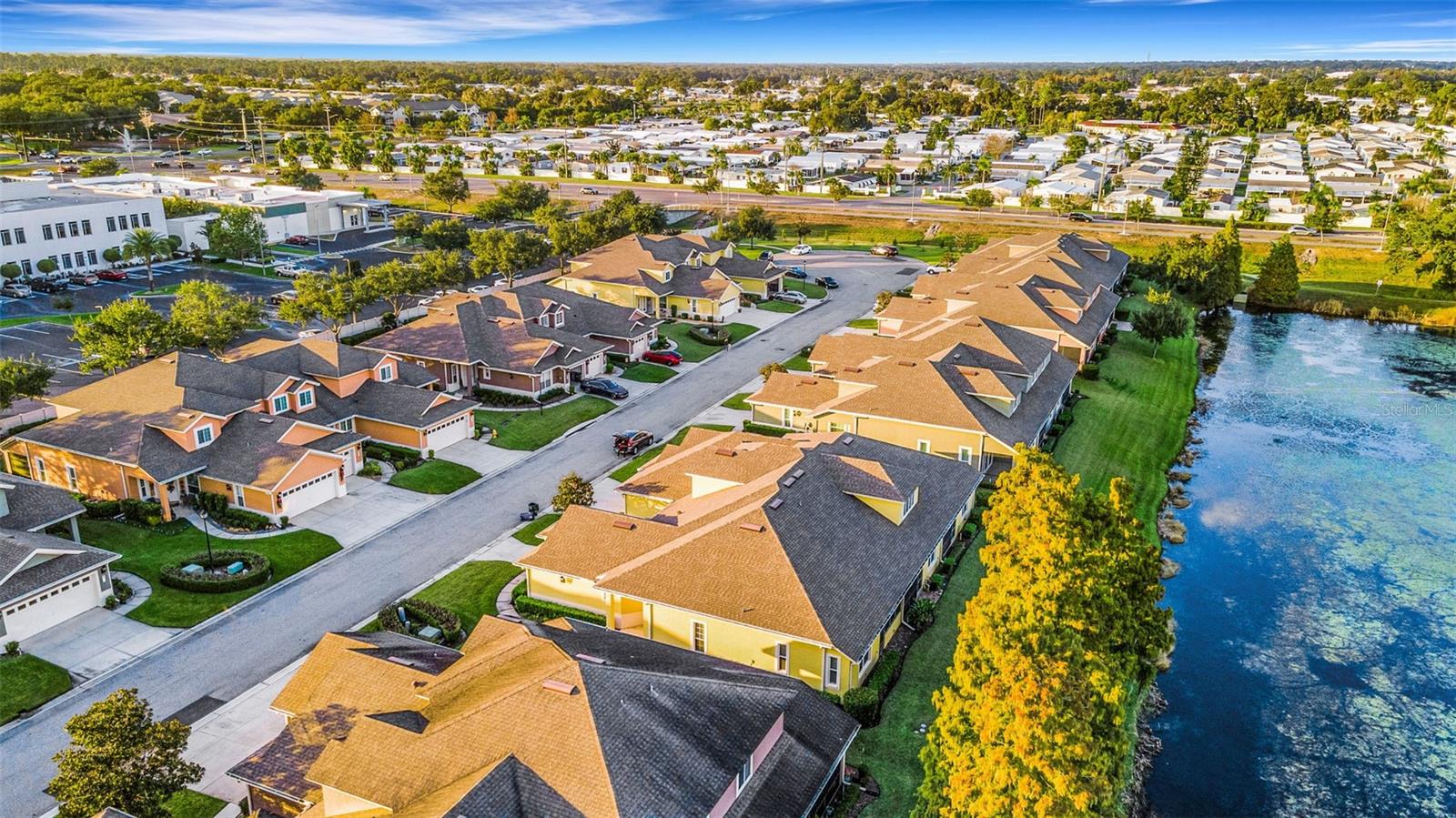 MISSION LAKES AT OAKBRIDGE CONDO - Residential