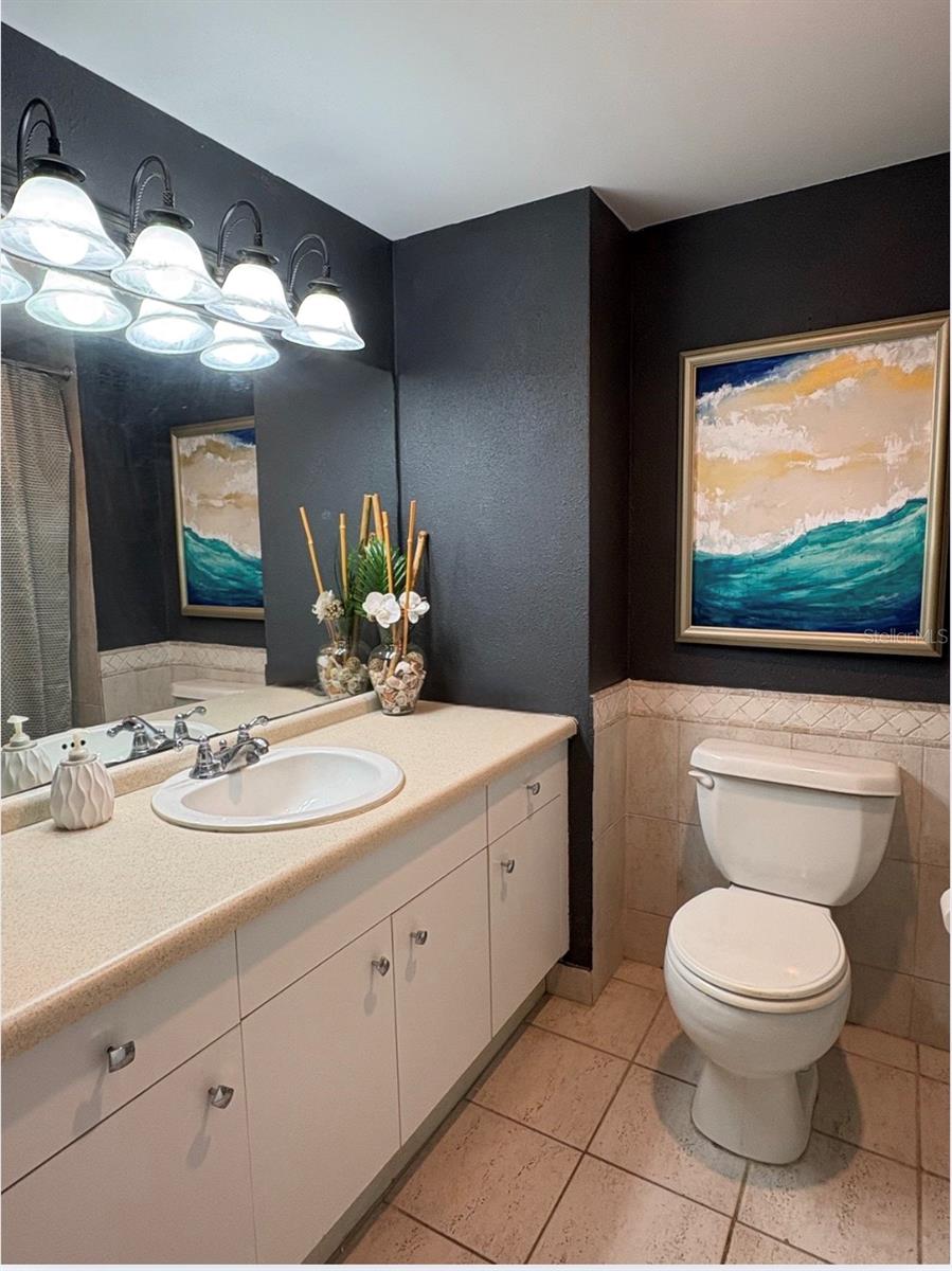 REGATTA BEACH CLUB CONDO - Residential Lease