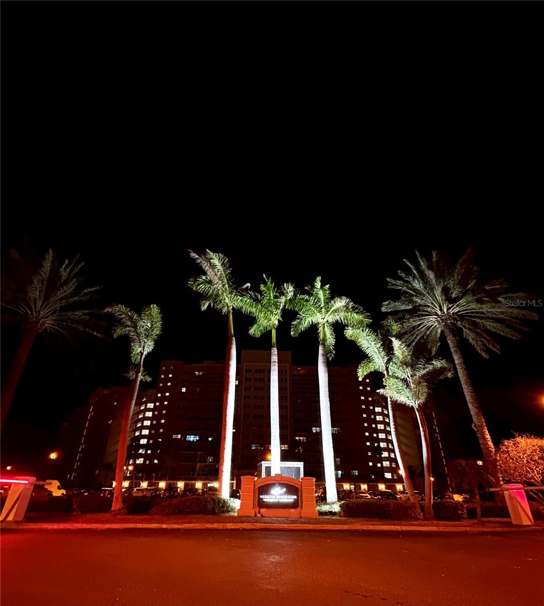 REGATTA BEACH CLUB CONDO - Residential Lease