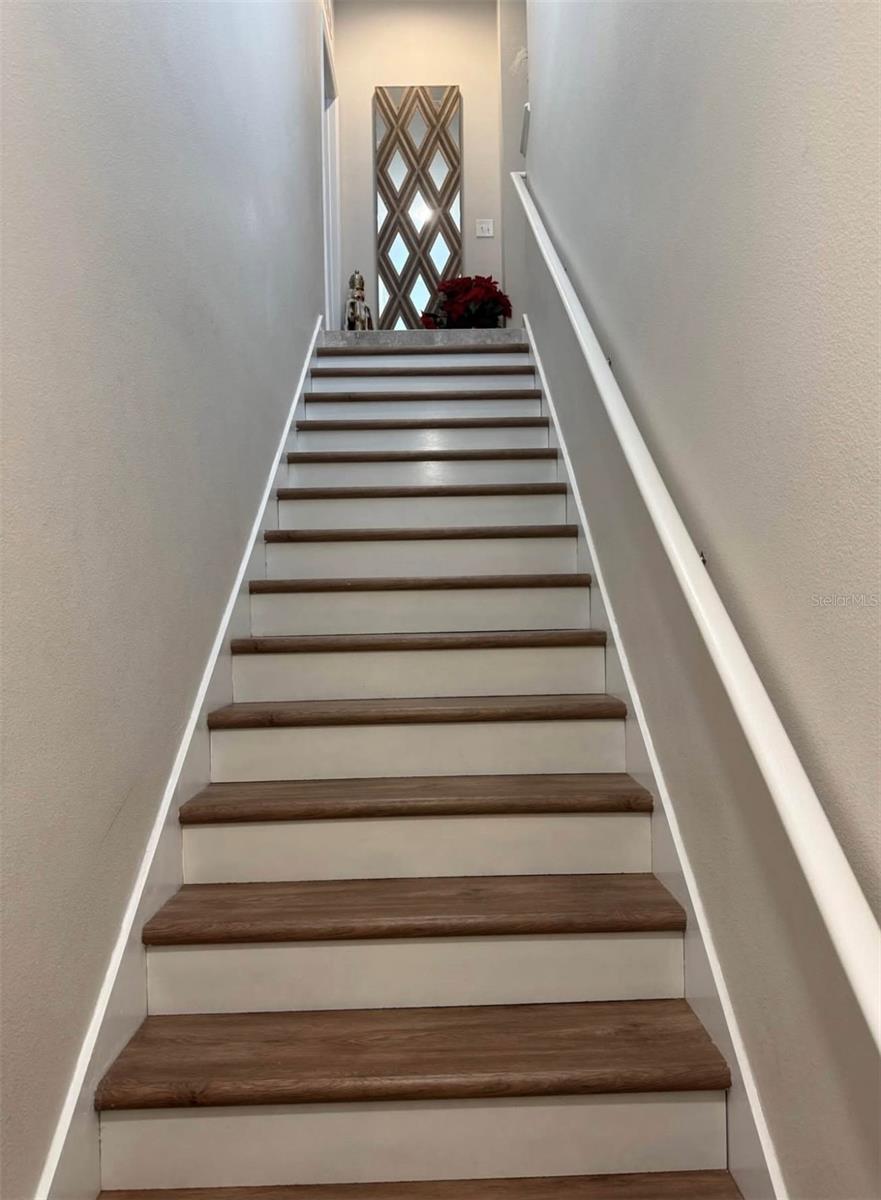 SOLEIL PH 16 - Residential Lease