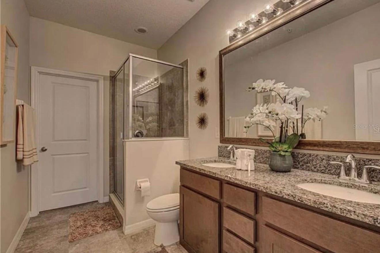 SOLEIL PH 16 - Residential Lease