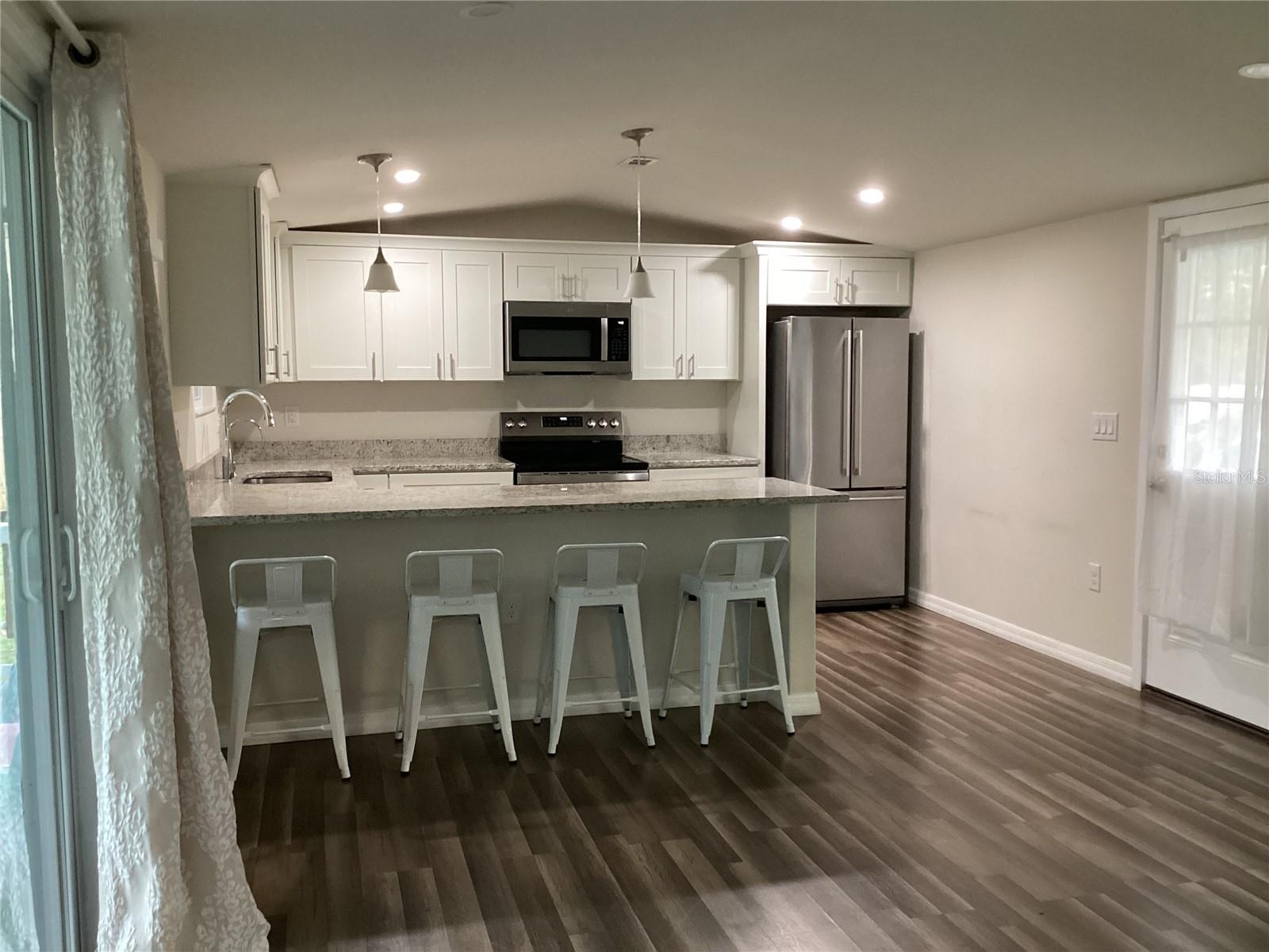 CANAVERAL ACRES 4 - Residential Lease