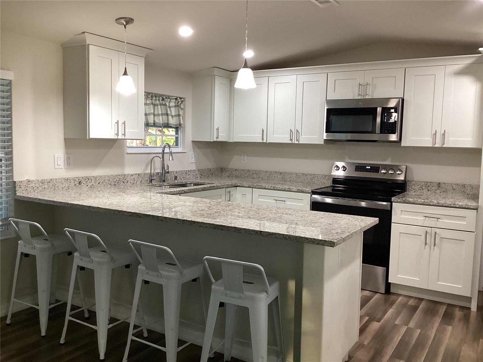 CANAVERAL ACRES 4 - Residential Lease