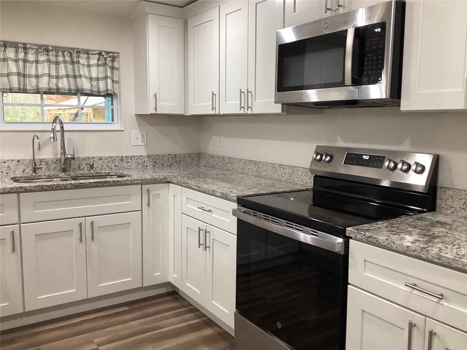 CANAVERAL ACRES 4 - Residential Lease