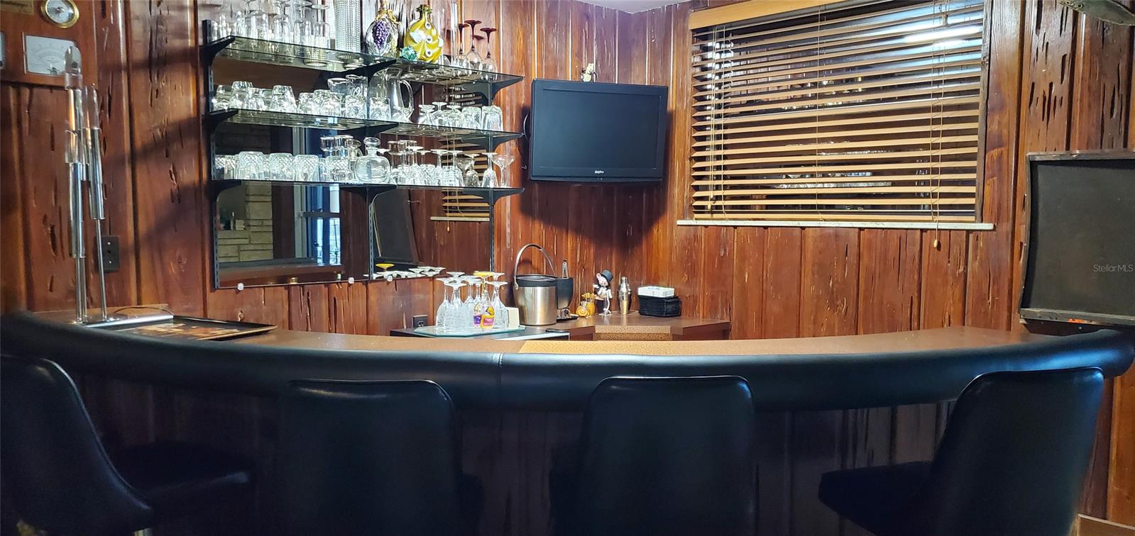 Venezia Unit 01 - Land