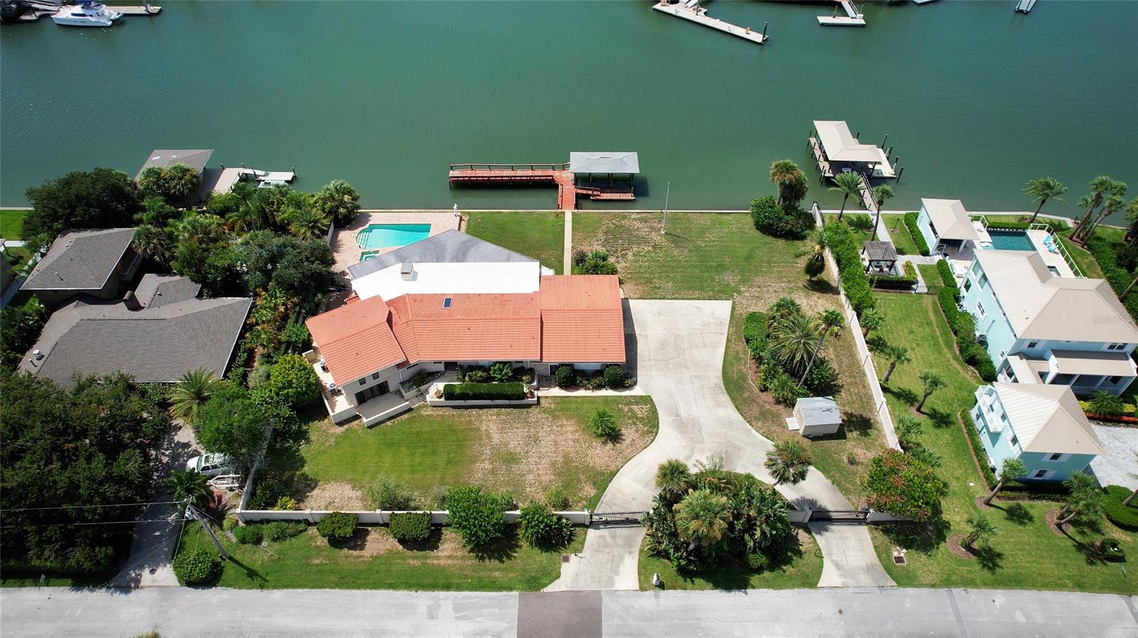 Venezia Unit 01 - Land