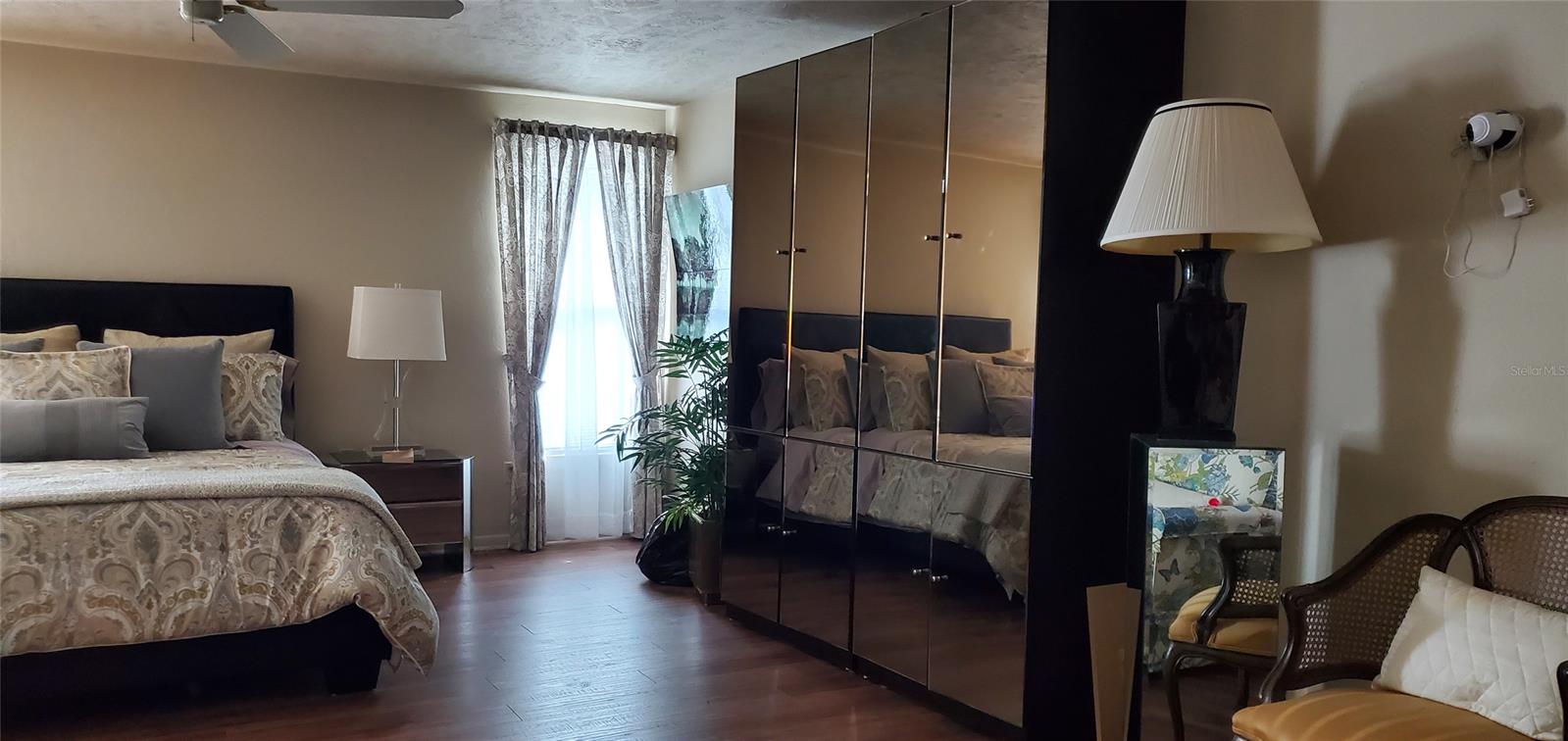 Venezia Unit 01 - Land