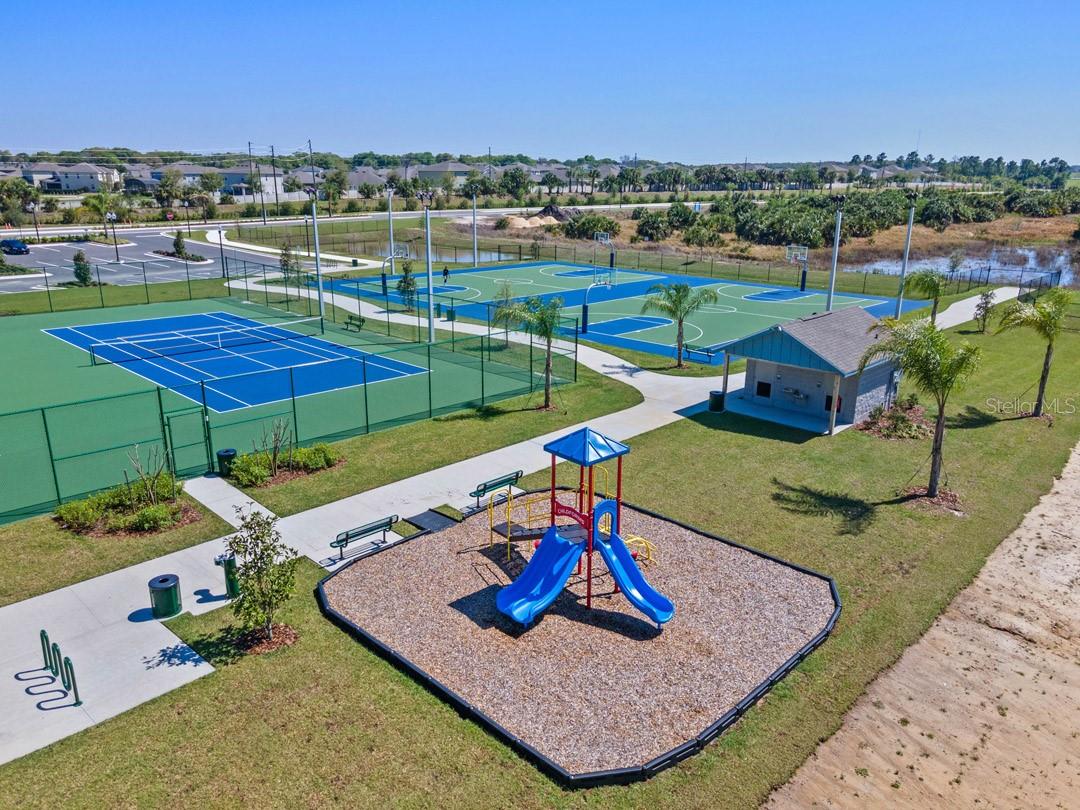 SOUTH MEWS/AVIAN POINTE - Residential