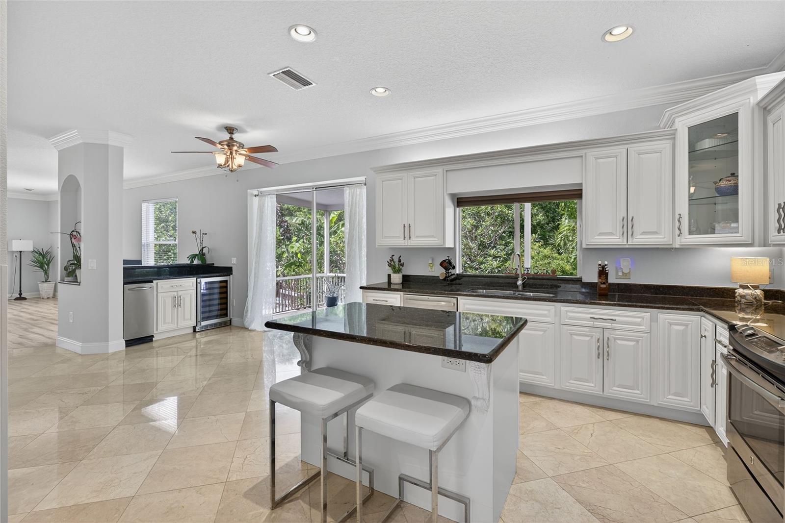 3185 SHORELINE DRIVE
