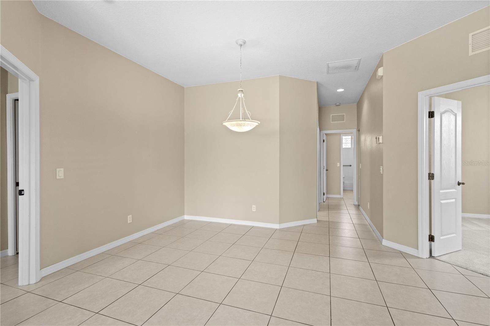 HAMPTON MEWS OF ST AN DREWS EA - Residential