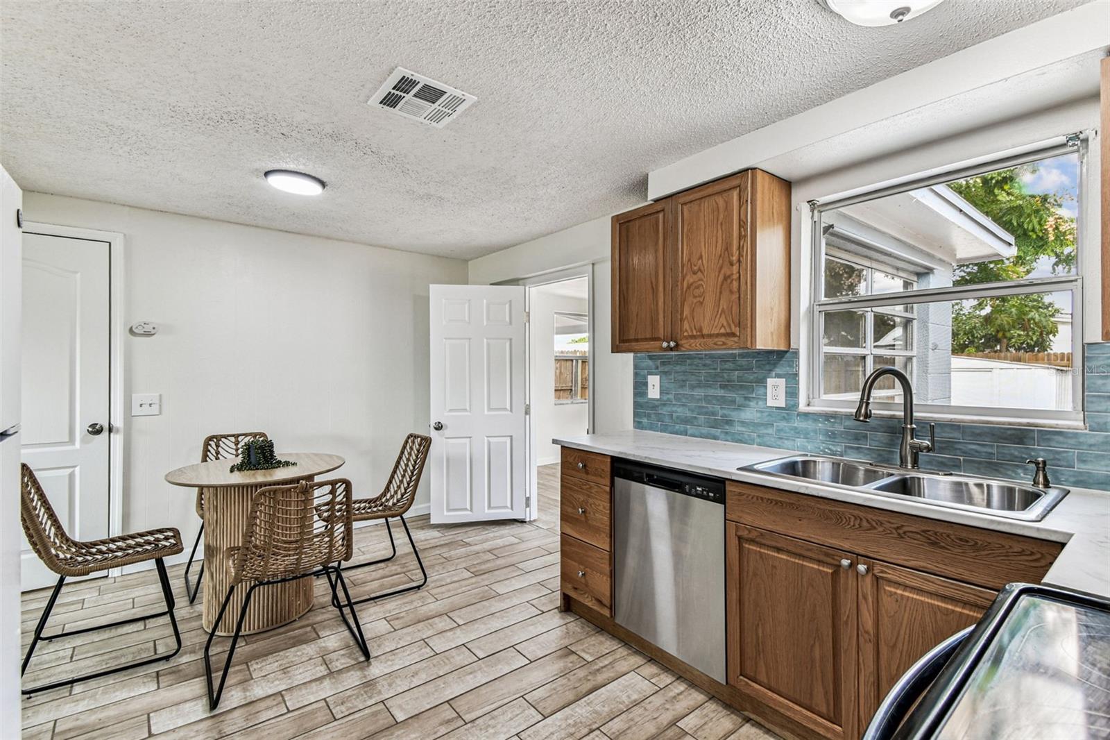 ORANGEWOOD VILLAGE - Residential