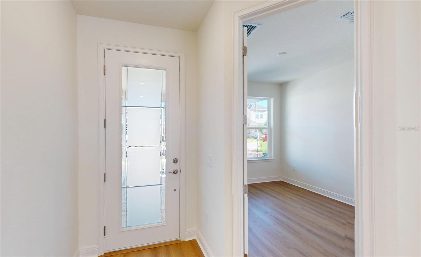 10052 PEEBLES STREET