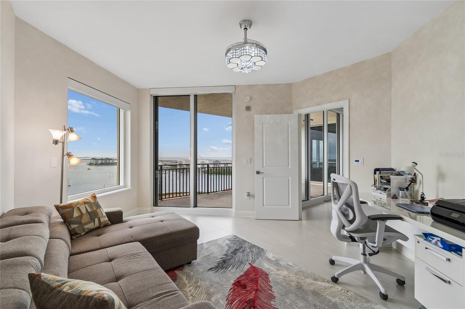 CASTILLO AT WESTSHORE YACHT CL - Residential