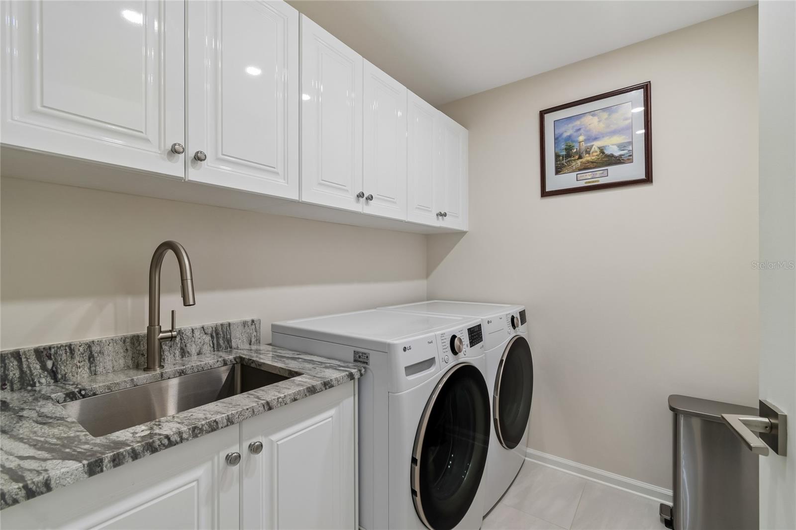 CASTILLO AT WESTSHORE YACHT CL - Residential