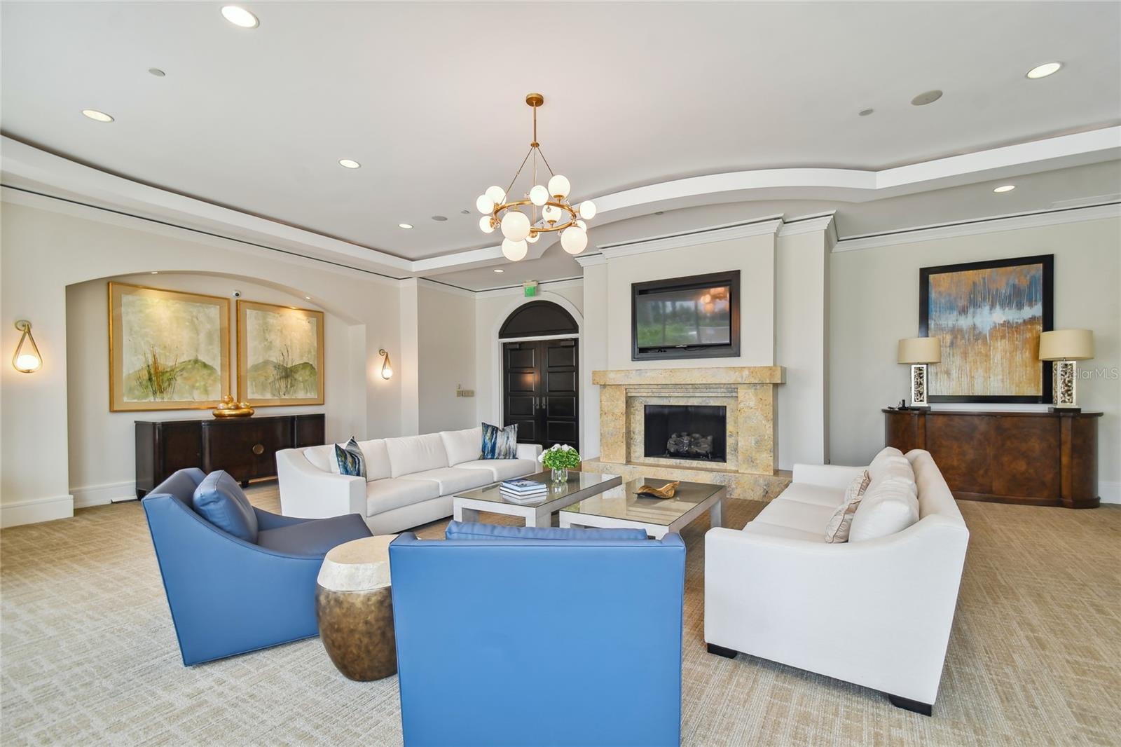 CASTILLO AT WESTSHORE YACHT CL - Residential