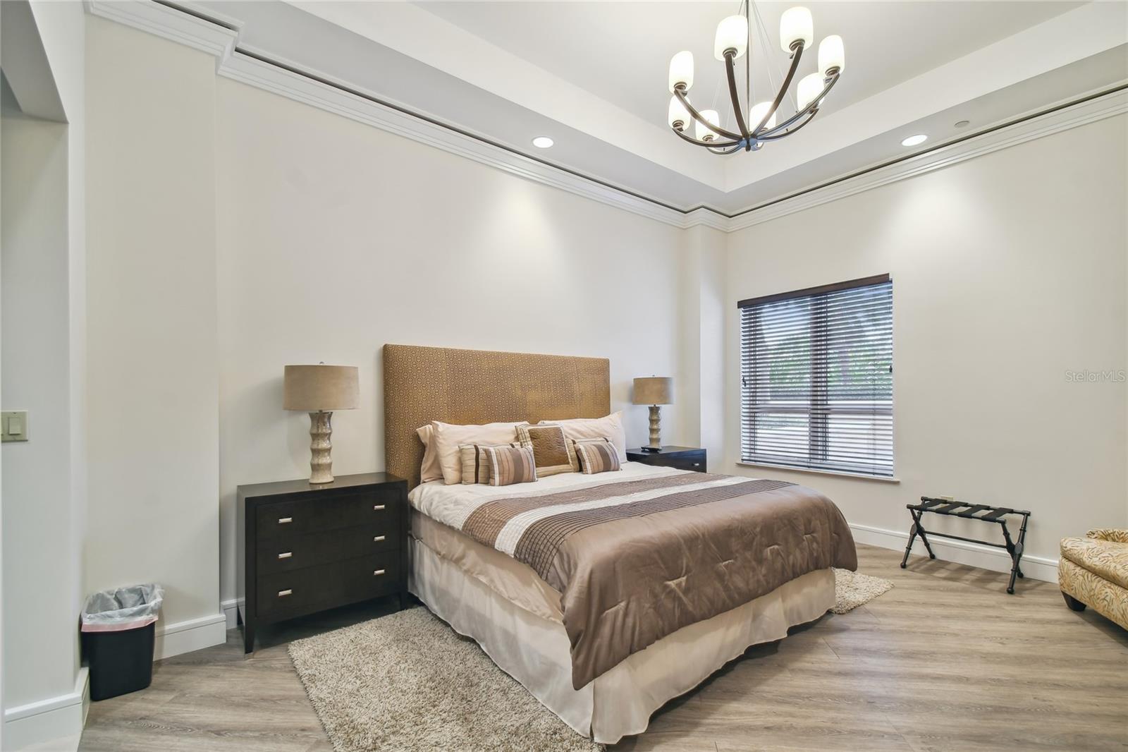 CASTILLO AT WESTSHORE YACHT CL - Residential