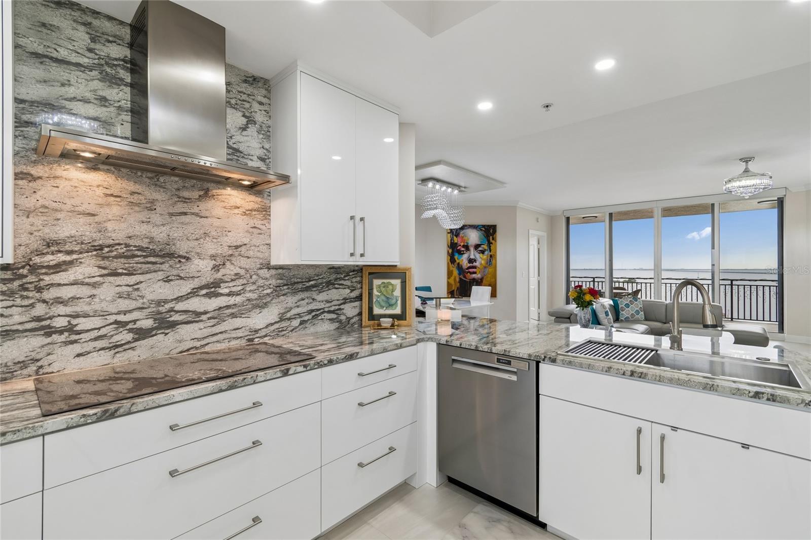 5823 BOWEN DANIEL DRIVE 1103