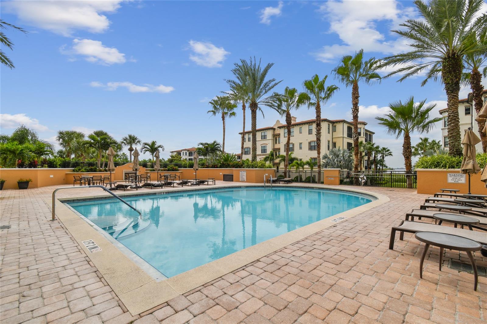 CASTILLO AT WESTSHORE YACHT CL - Residential