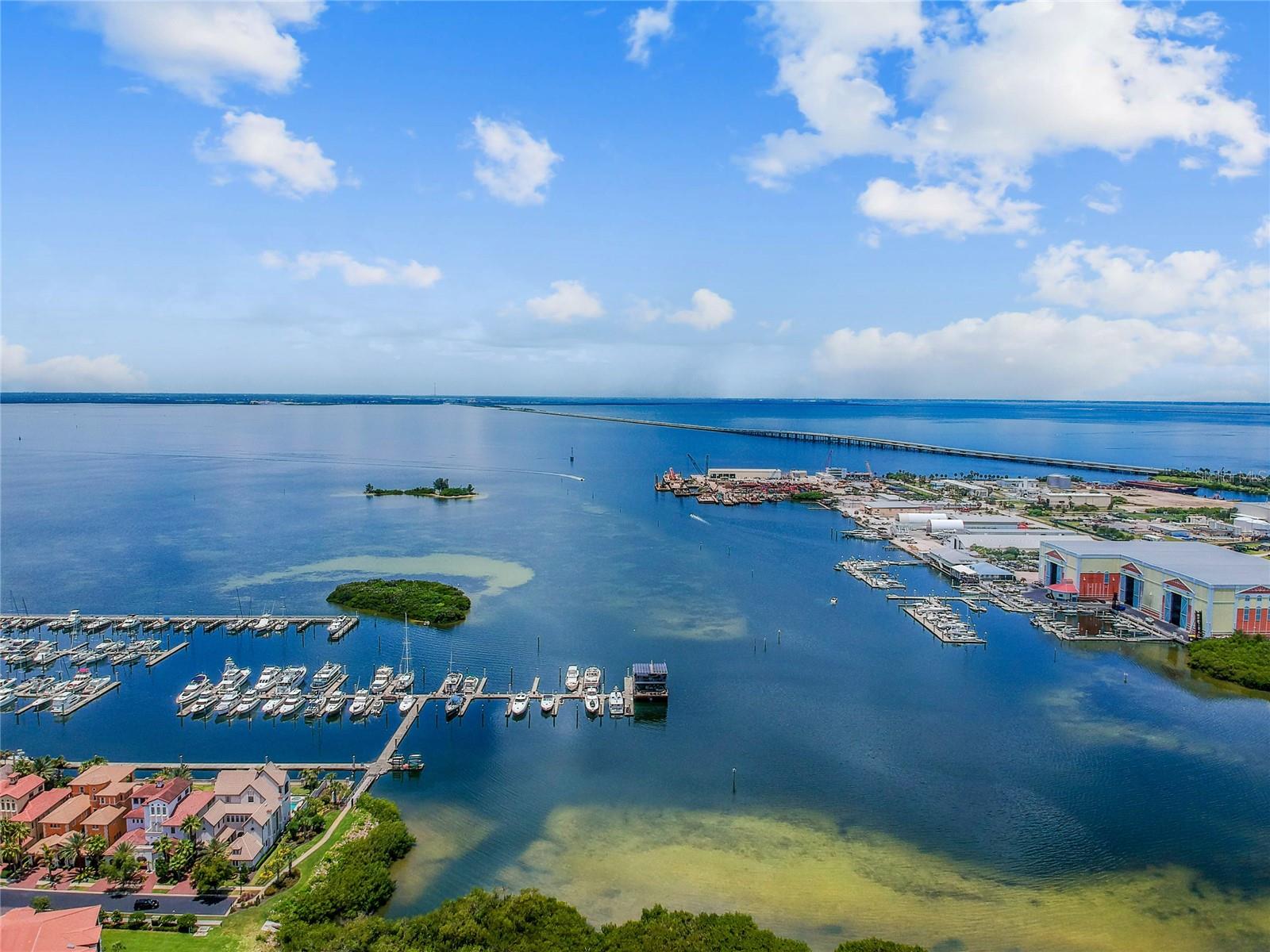 CASTILLO AT WESTSHORE YACHT CL - Residential