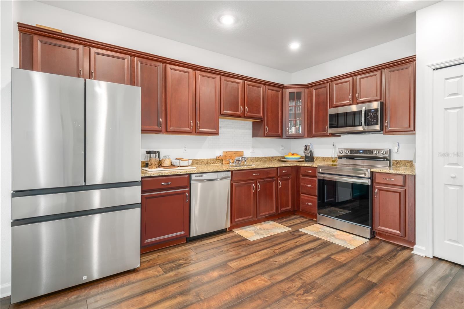 BALDWIN PARK - Residential