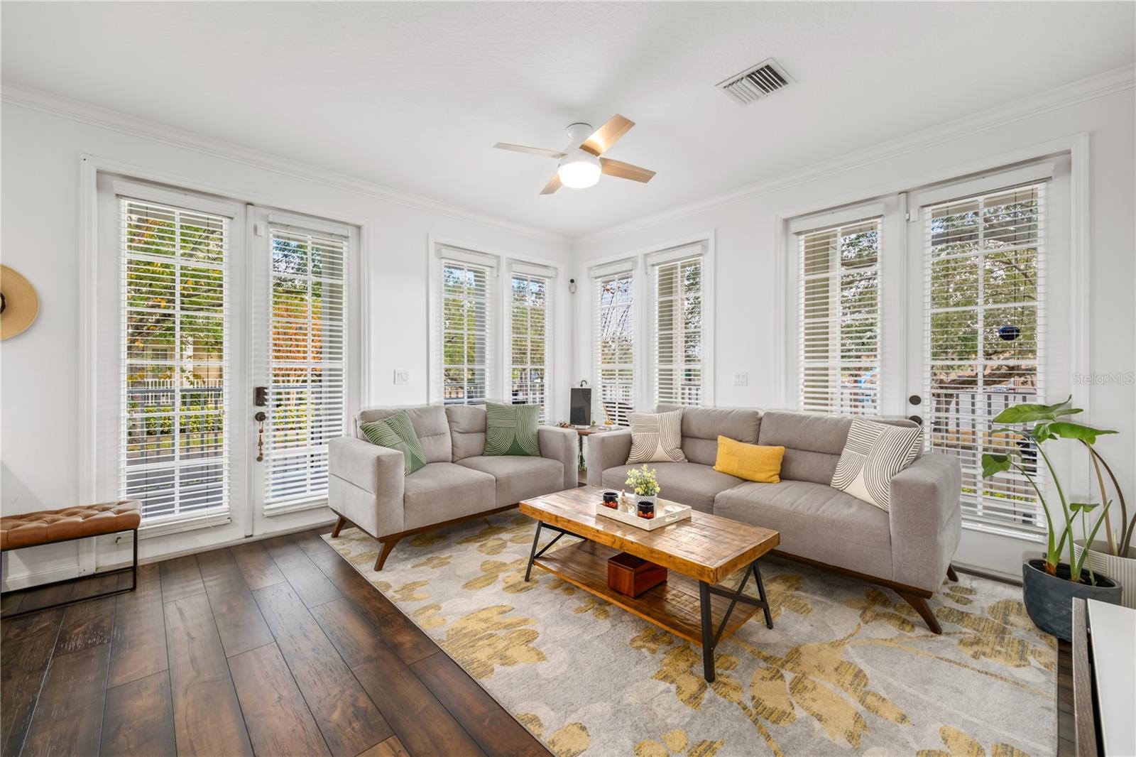 BALDWIN PARK - Residential