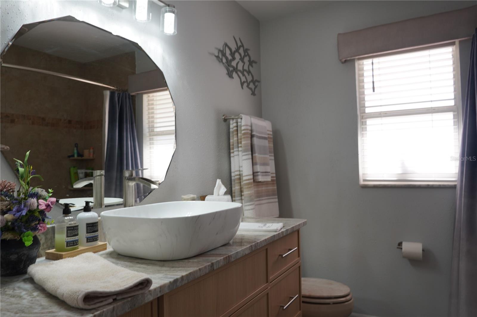 APOLLO BEACH UNIT 08 A RESUBDI - Residential