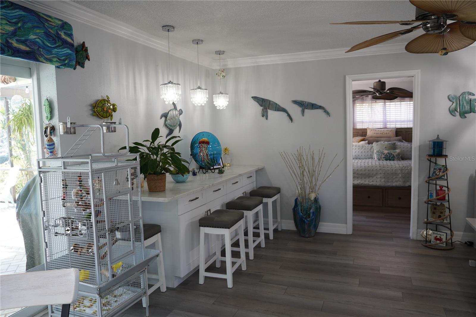 APOLLO BEACH UNIT 08 A RESUBDI - Residential