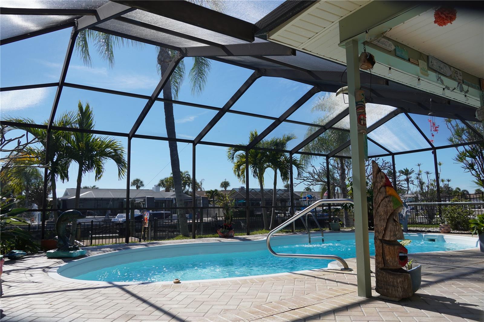 APOLLO BEACH UNIT 08 A RESUBDI - Residential