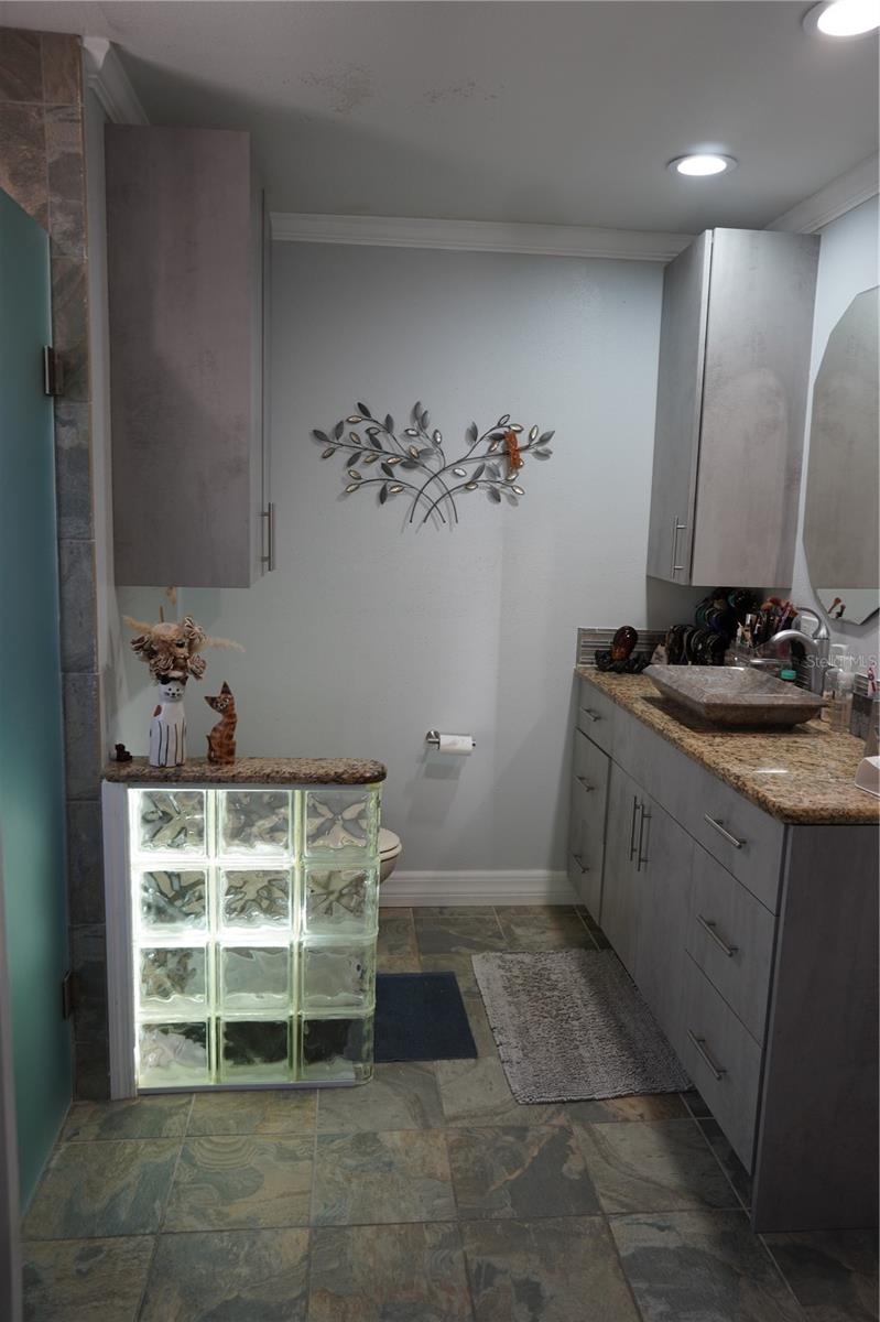 APOLLO BEACH UNIT 08 A RESUBDI - Residential