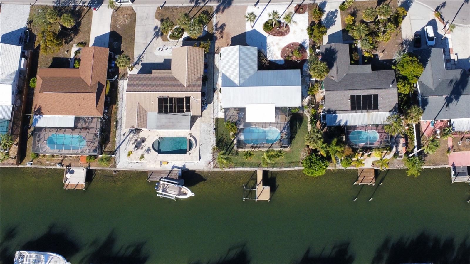 APOLLO BEACH UNIT 08 A RESUBDI - Residential