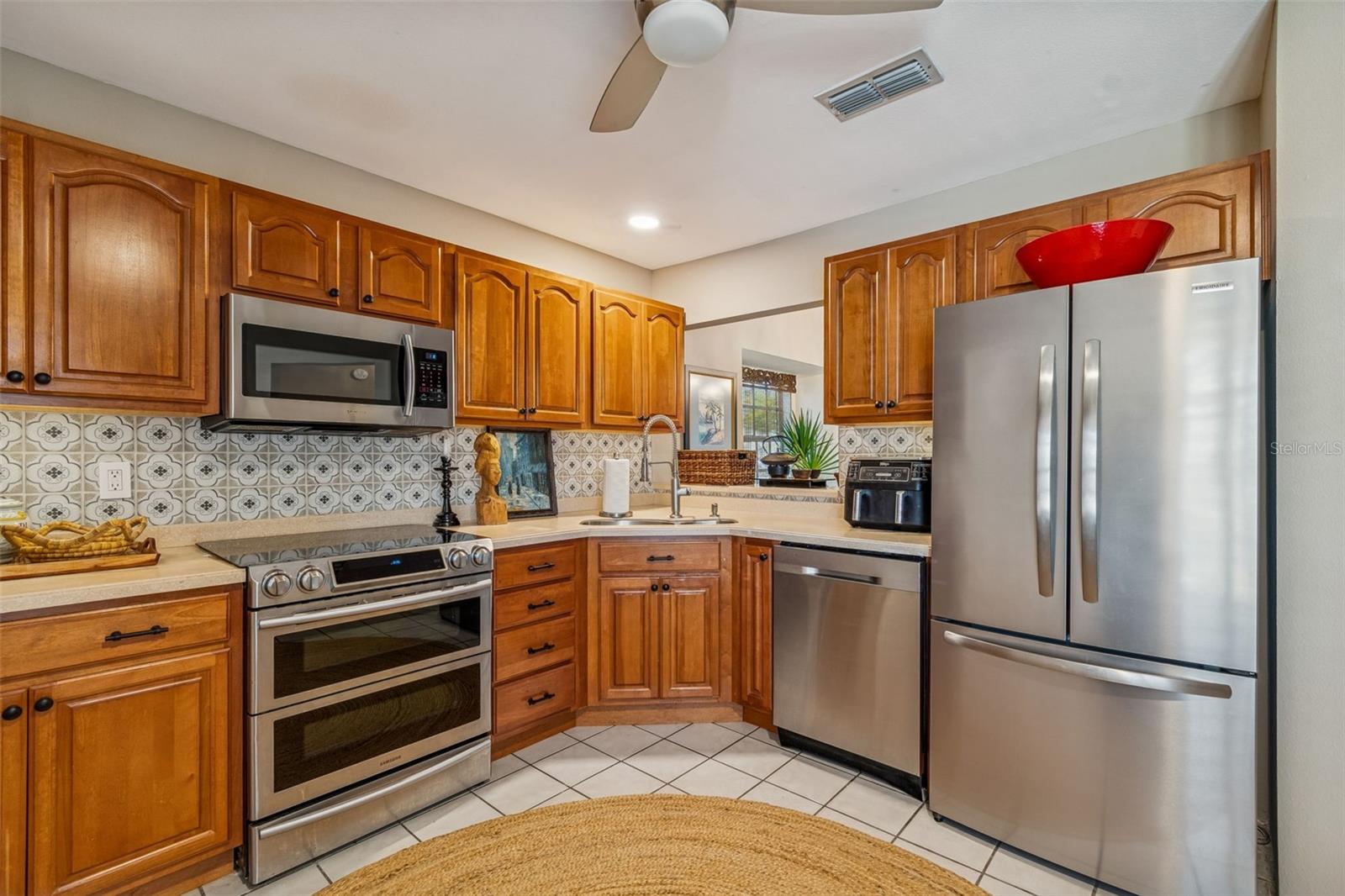 5100 BURCHETTE ROAD 2900