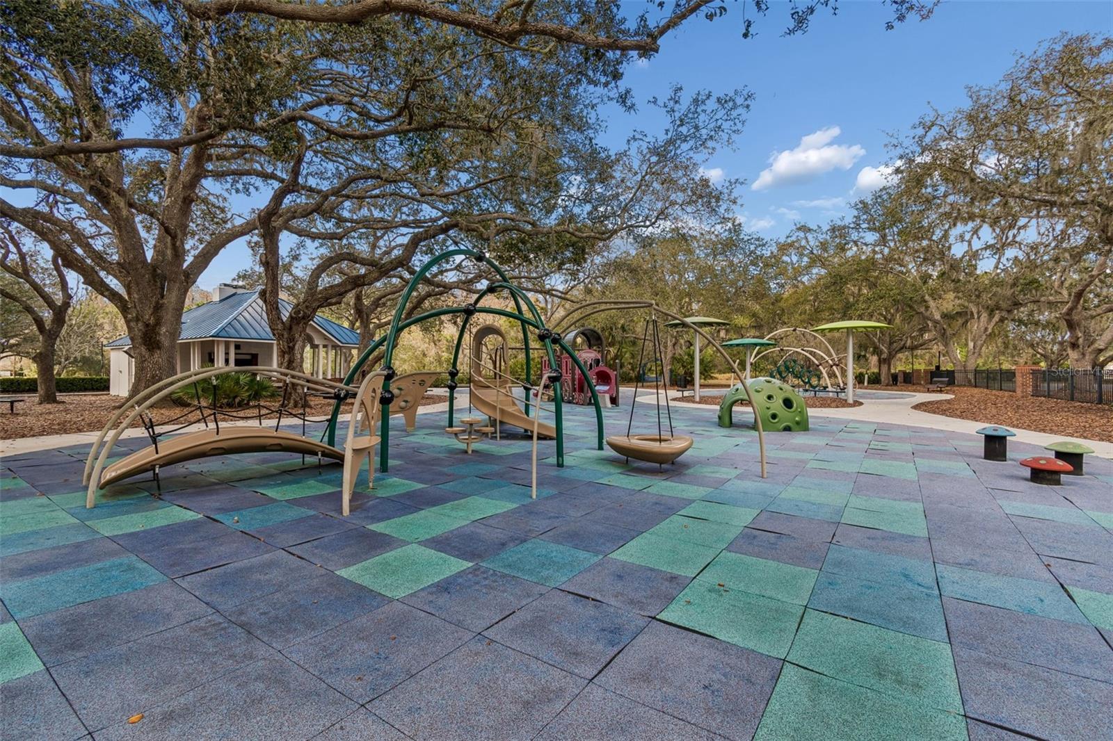 FAIRCREST CONDOMINIUM - Residential