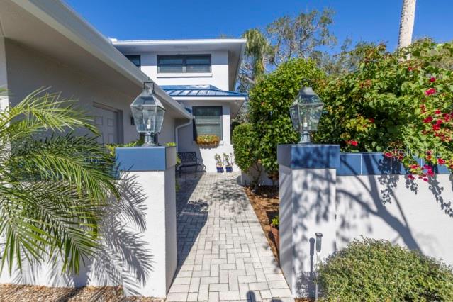 1621 WATERMARK CIRCLE NE 1621