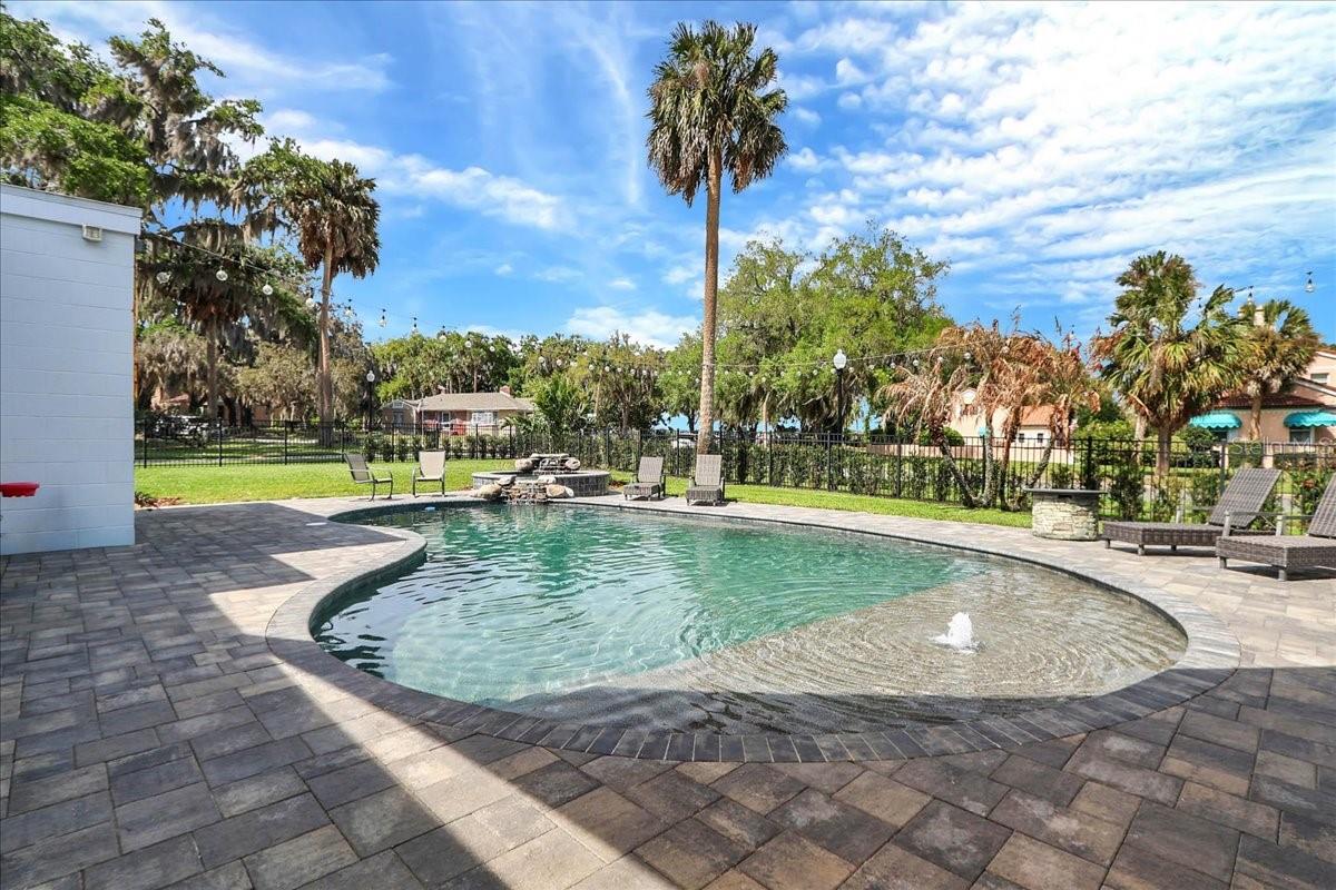 LEESBURG PALMORA PARK - Residential