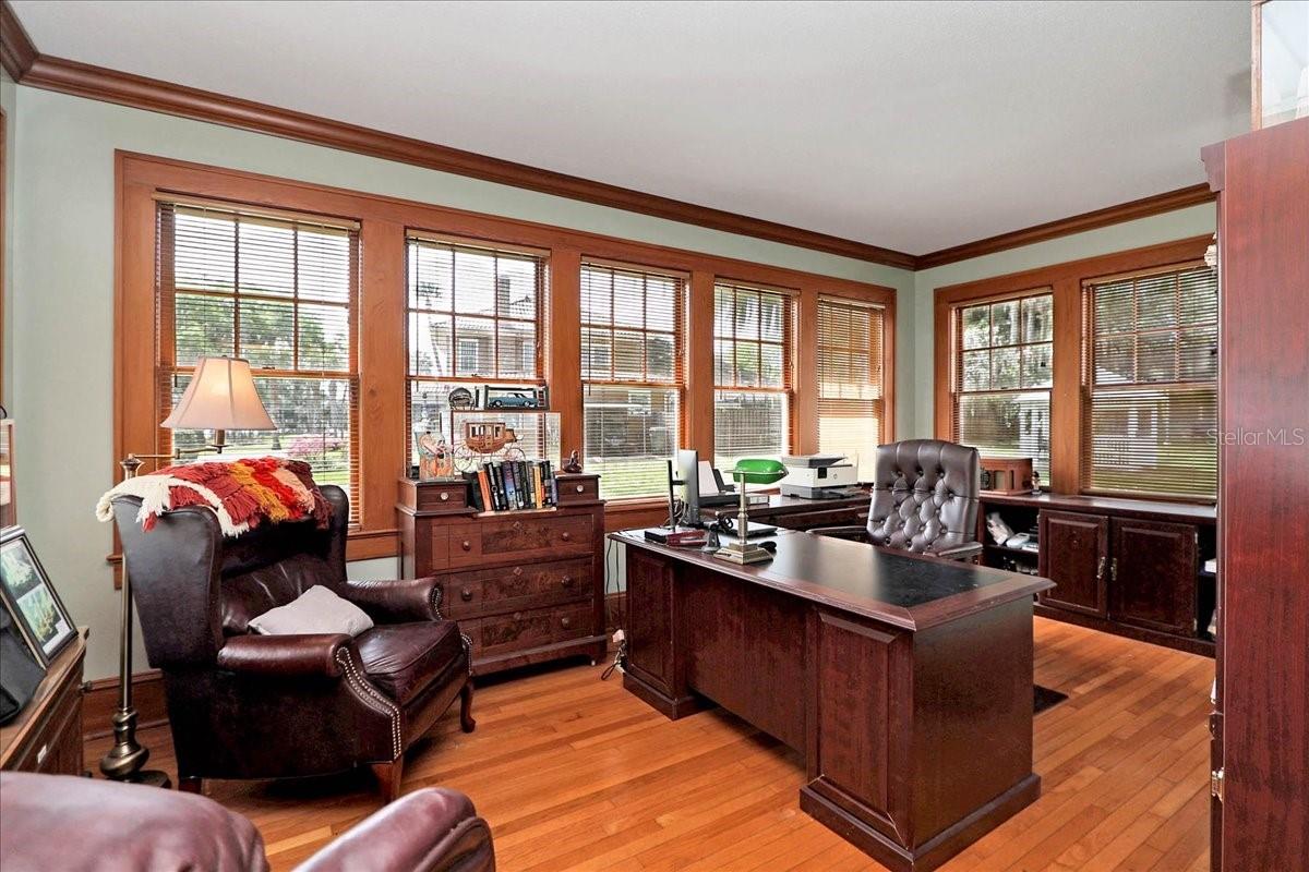 LEESBURG PALMORA PARK - Residential