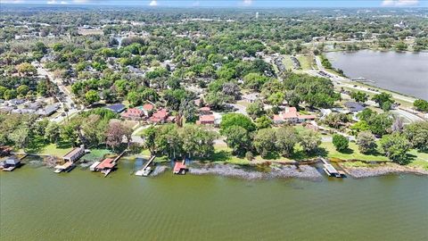 Tiny photo for 405 Lakeshore Drive, Leesburg, FL 34748 (MLS # OM721071)