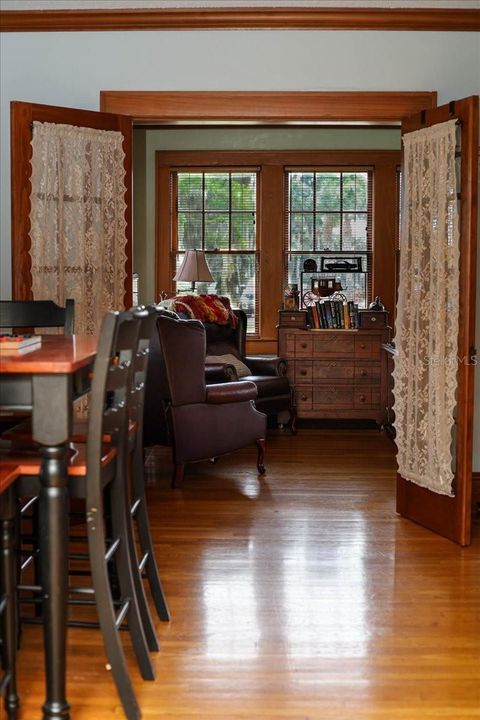 Tiny photo for 405 Lakeshore Drive, Leesburg, FL 34748 (MLS # OM721071)