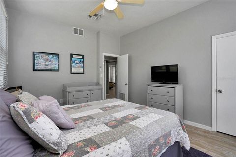Tiny photo for 405 Lakeshore Drive, Leesburg, FL 34748 (MLS # OM721071)