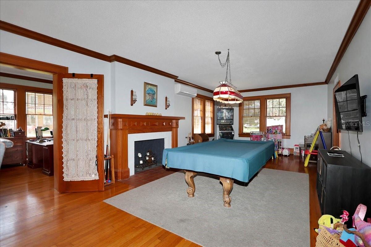 LEESBURG PALMORA PARK - Residential