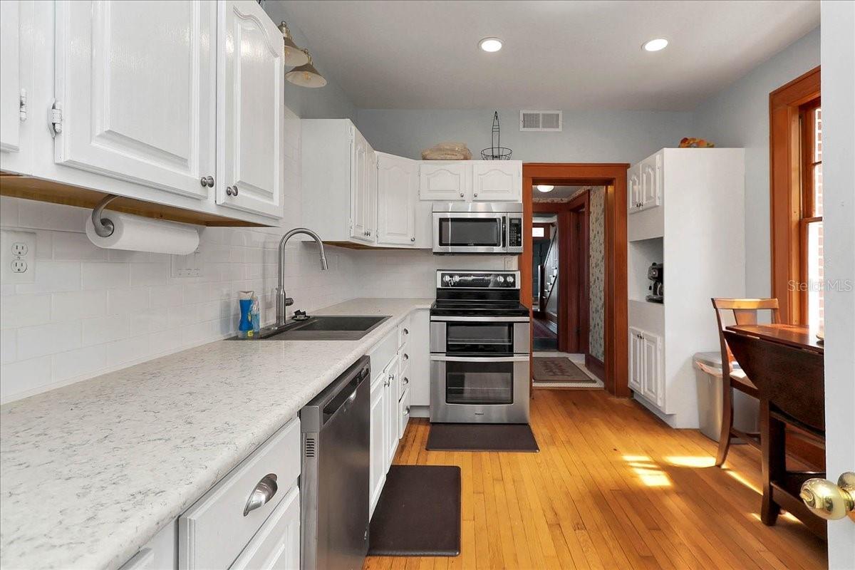 LEESBURG PALMORA PARK - Residential