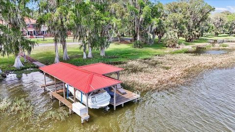 Tiny photo for 405 Lakeshore Drive, Leesburg, FL 34748 (MLS # OM721071)