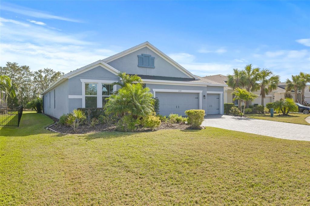 Photo of 12556 Ryegrass Loop, Parrish, FL 34219 (MLS # A4681981)
