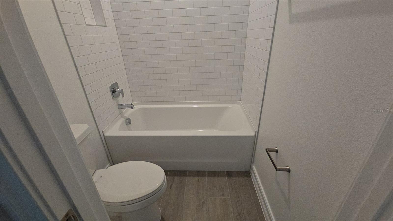 STONEGATE PRESERVE - Residential Lease