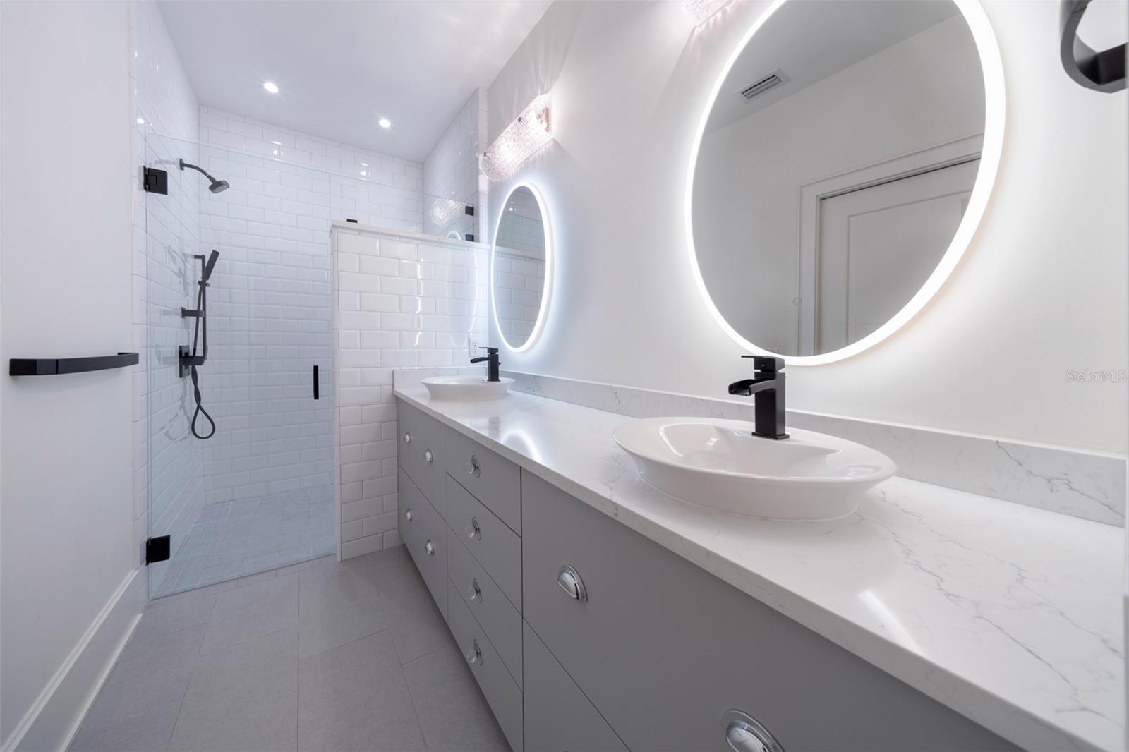 PARK LAKE/HIGHLAND NEIGHBORHOOD ASSOCIATION,INC. - Residential